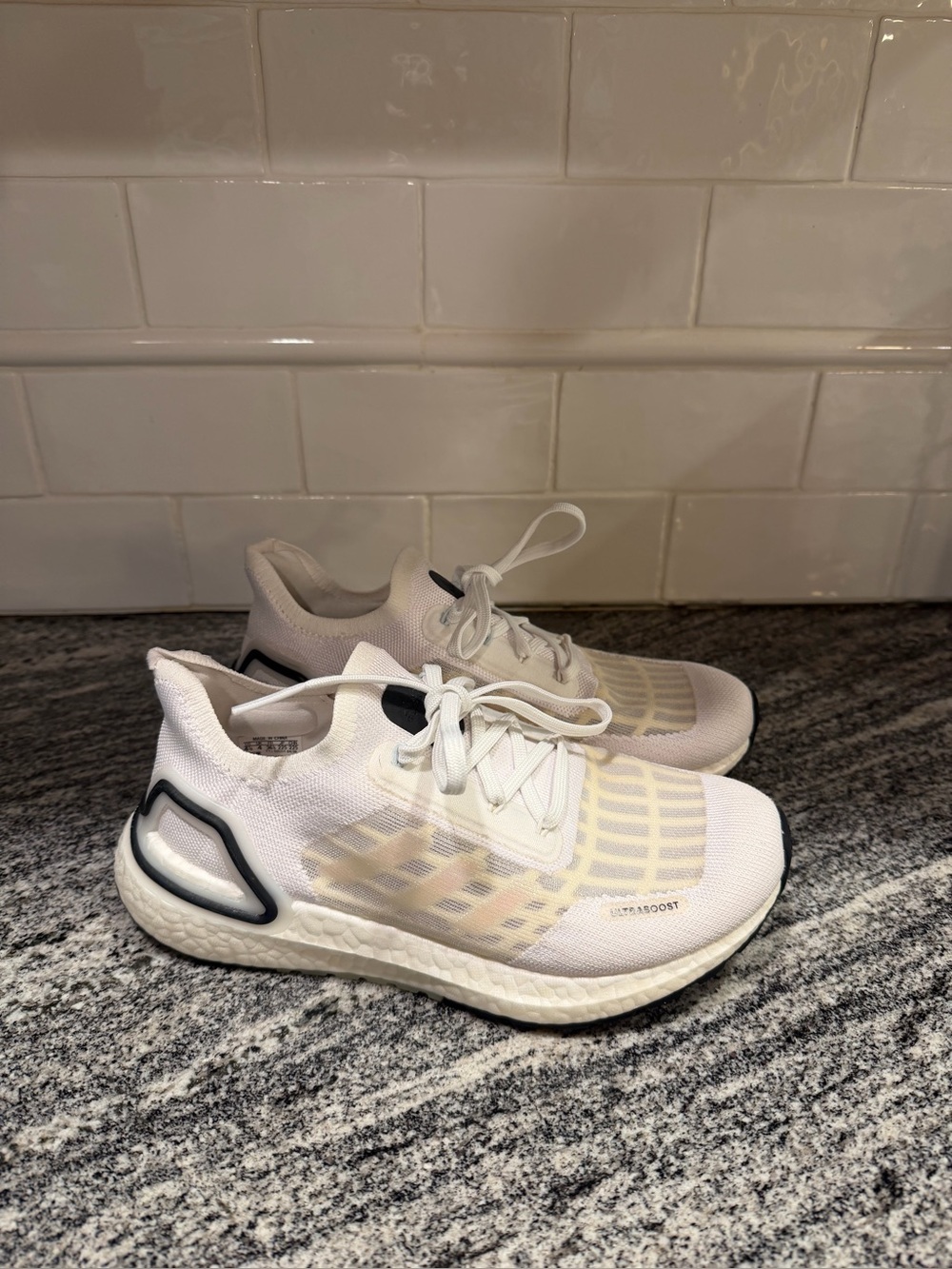 Men’s Adidas Ultraboost Summer.RDY AY3473 Size 4.5/Women’s 6